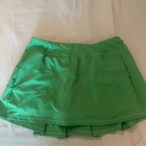 Kelly green skort